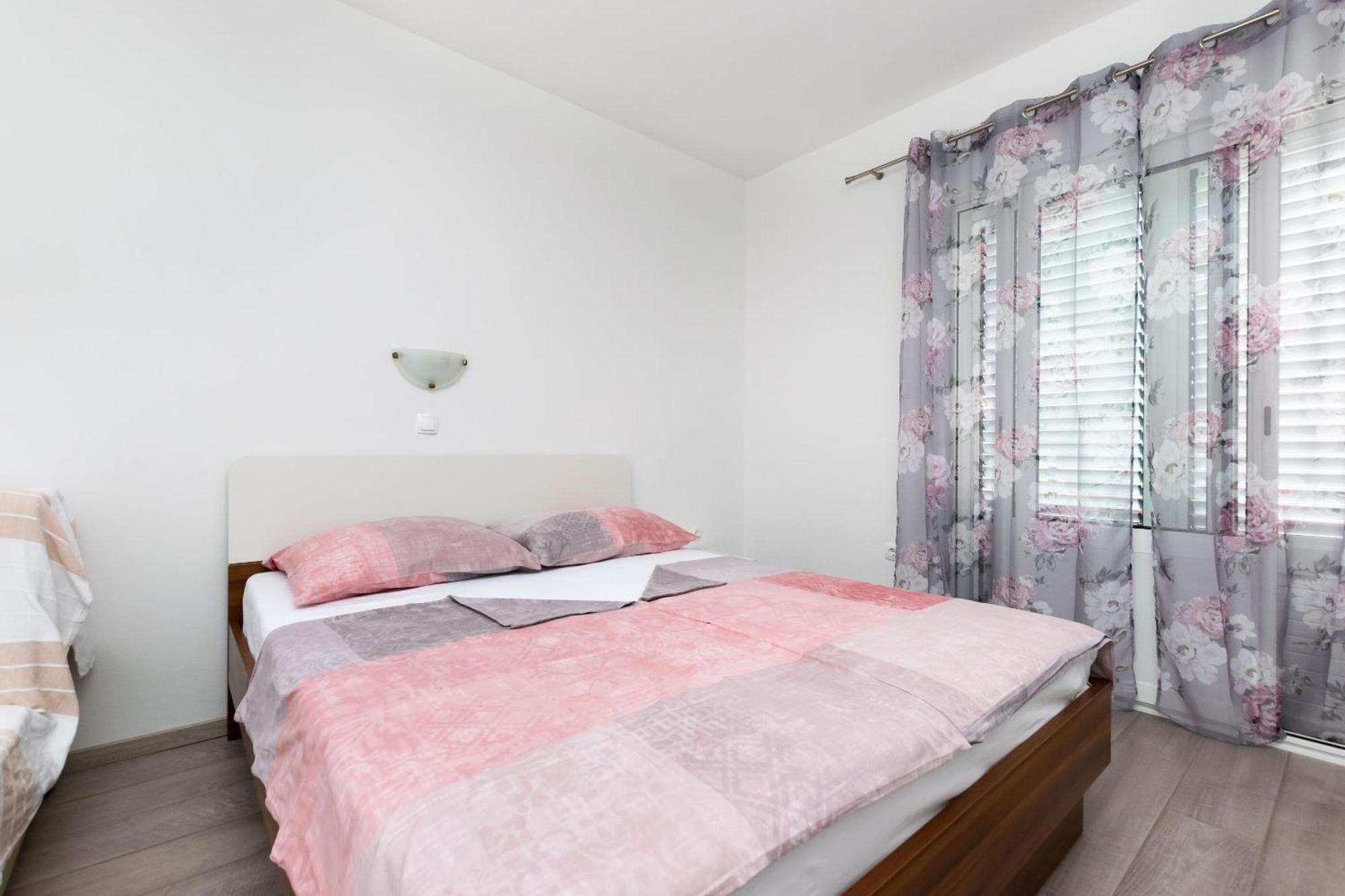 Apartments Marija & Lino Лопар Екстериор снимка